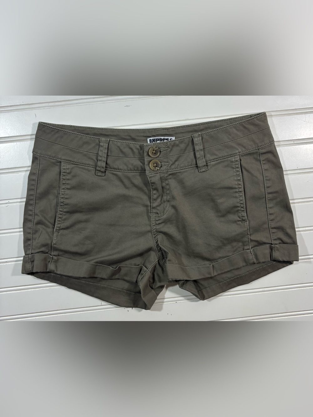 Express Green Cuffed Shorts Size 2 Indie Sleaze Y2K Gorpcore Military Grunge